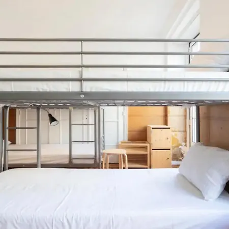 Πανσιόν Brand New Fully Furnished Just 20 Meters From Anjos Metro Station 13 Lisboa