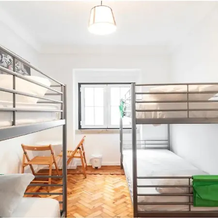 Brand New Fully Furnished Just 20 Meters From Anjos Metro Station 13 * Lissabon